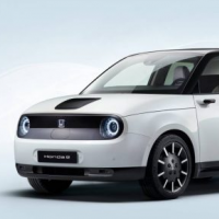 本田e作为品牌首款量产电动车亮相